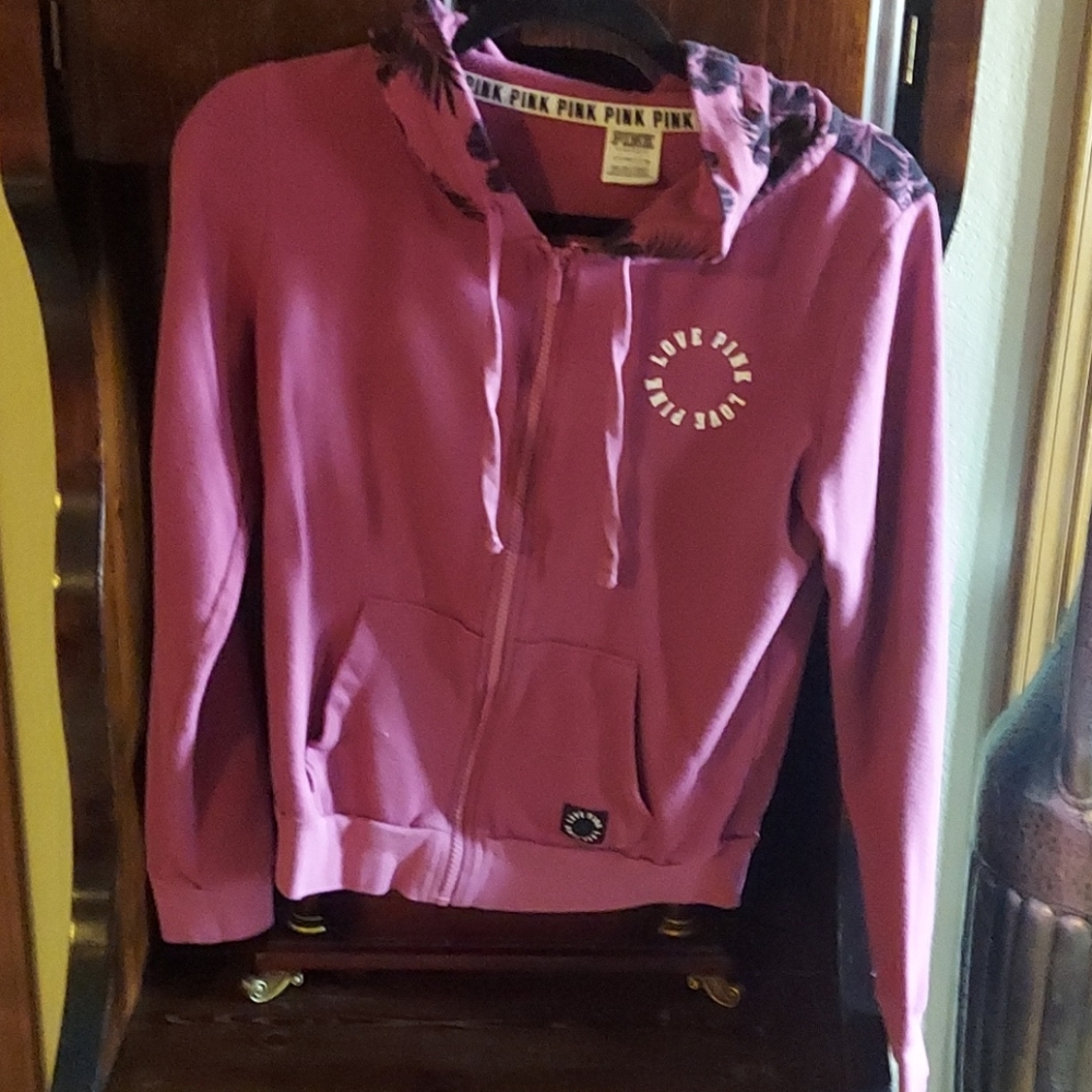 Is Victoria's secret zippered hoodie